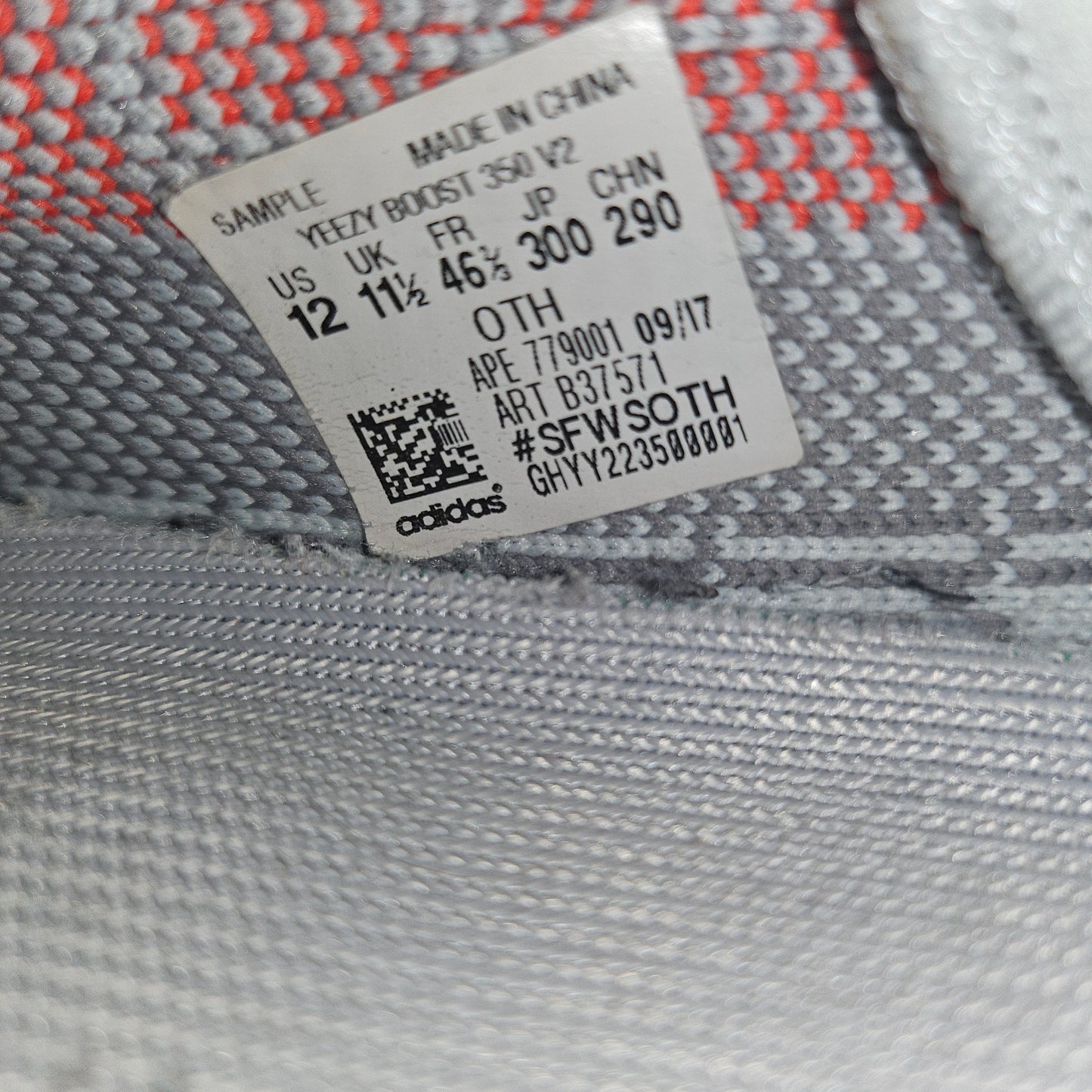 Yeezy 350 V2 Blue Tint Sample